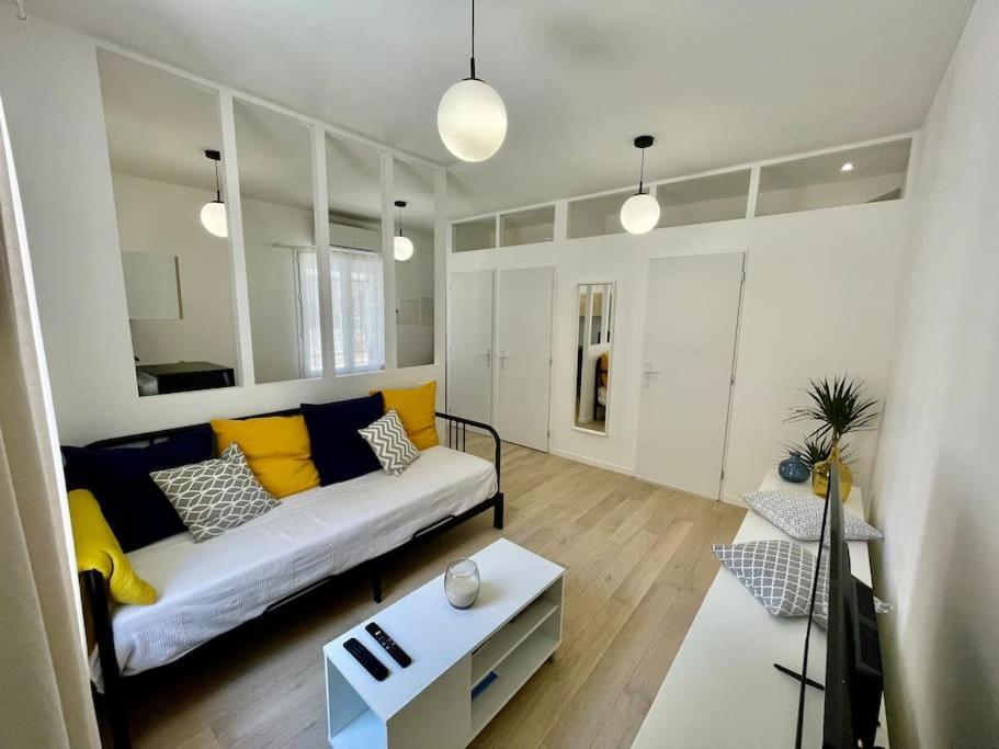 Studio Entierement Renove, Situe Au Coeur Du Quartier Haut Sète Exterior foto